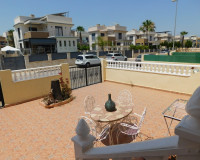 Alquiler a largo plazo - Apartamento / Piso - La Zenia