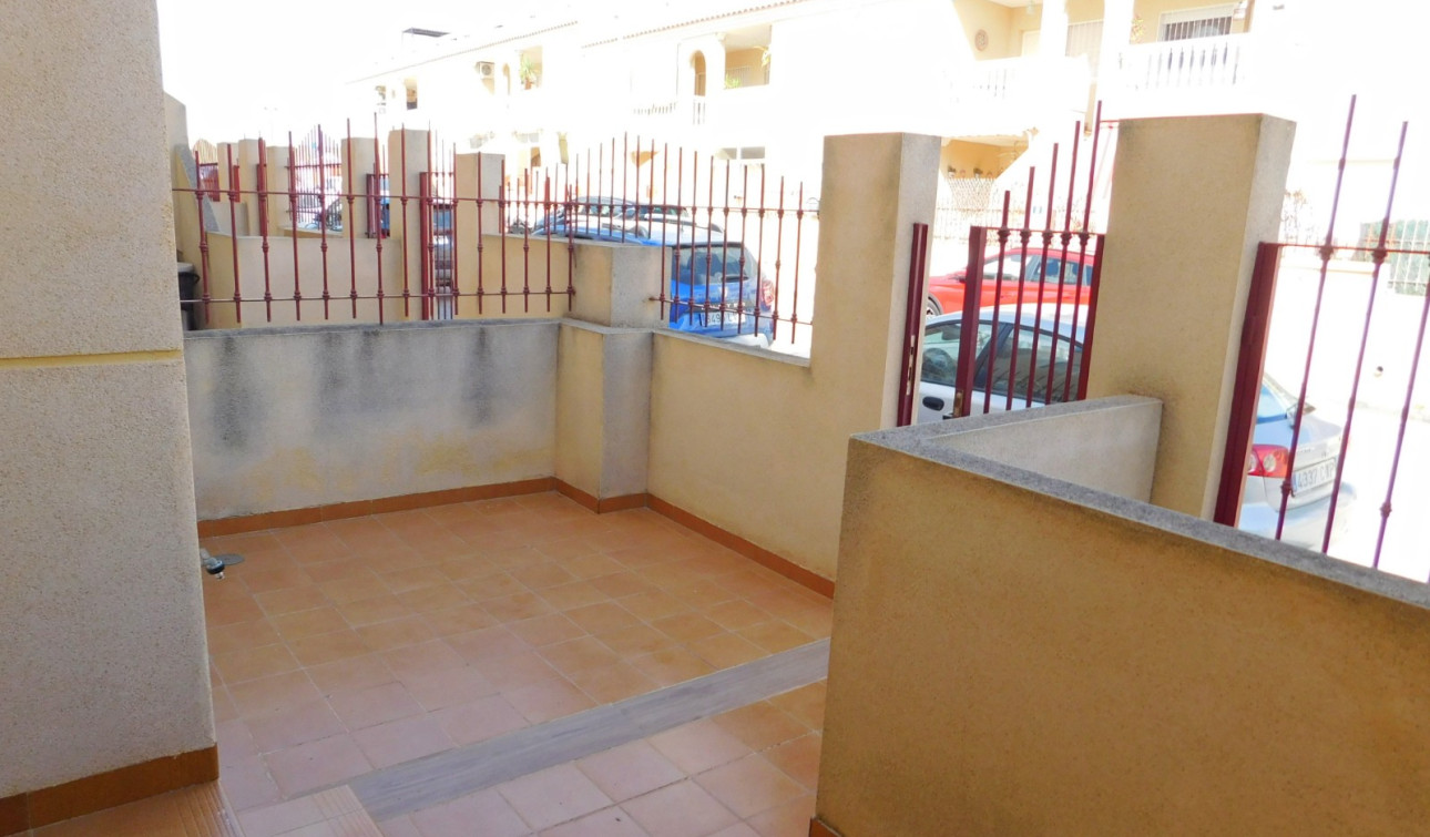 Alquiler a largo plazo - Apartamento / Piso - Orihuela - La Matanza