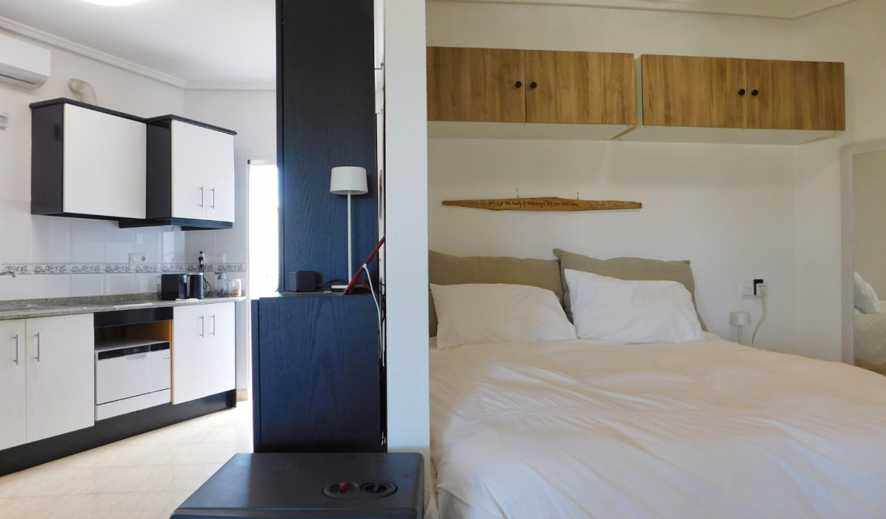 Alquiler a largo plazo - Apartamento / Piso - San Miguel de Salinas - San Miguel Salinas