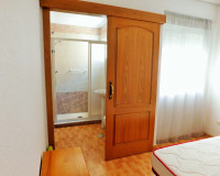 Alquiler a largo plazo - Apartamento / Piso - San Miguel de Salinas