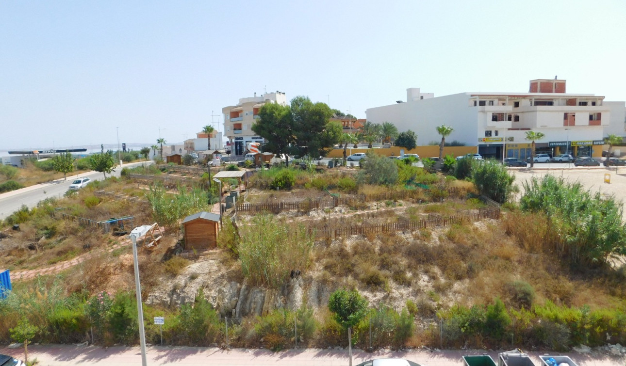 Alquiler a largo plazo - Apartamento / Piso - San Miguel de Salinas