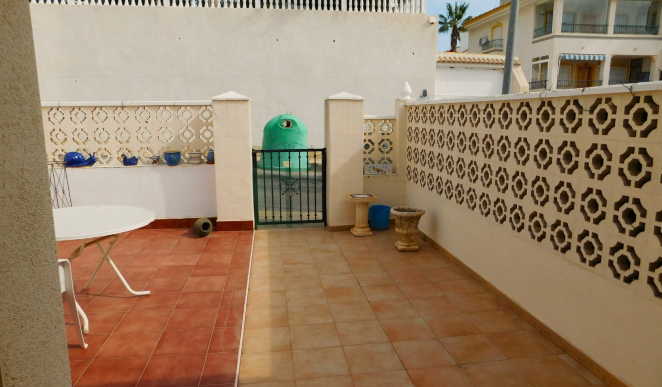 Alquiler a largo plazo - Apartamento / Piso - Villamartín