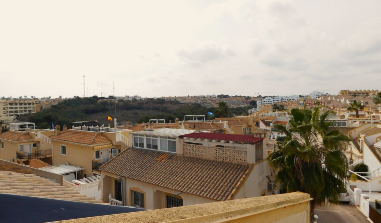 Alquiler a largo plazo - Apartamento / Piso - Villamartín