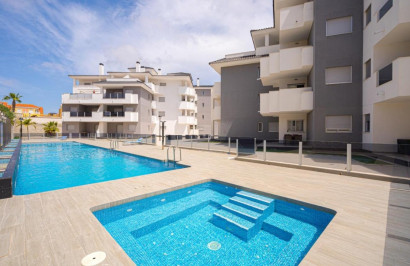 Apartamento / Piso - Reventa - Dehesa de Campoamor - Campoamor