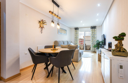 Apartamento / Piso - Reventa - Los Montesinos - Los Montesinos