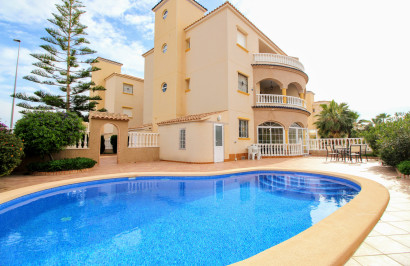 Apartamento / Piso - Reventa - Orihuela Costa - Cabo Roig