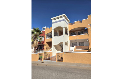 Apartamento / Piso - Reventa - Orihuela - Los Balcones