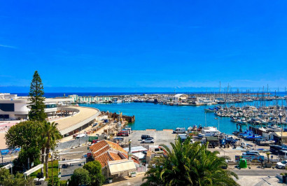 Apartamento / Piso - Reventa - Torrevieja - Centro - Muelle Pesquero