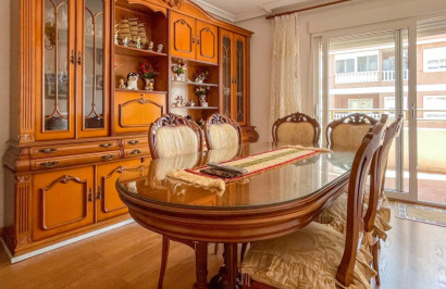 Apartamento / Piso - Reventa - Torrevieja - El Acequión - Los Náufragos