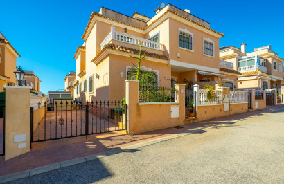 Apartment / Flat - Resale - Orihuela Costa - La Regia