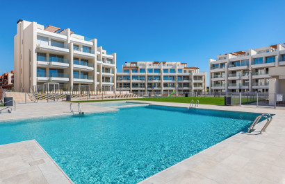 Apartment / Flat - Resale - Orihuela Costa - Villamartín