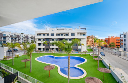 Apartment / Flat - Resale - Orihuela Costa - Villamartín