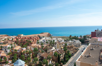 Apartment / Flat - Resale - Torrevieja - Playa de los Locos