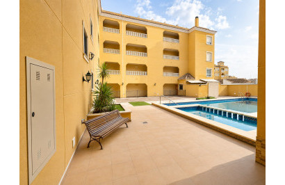 Appartement / Flat - Herverkoop - Almoradí - Almoradi