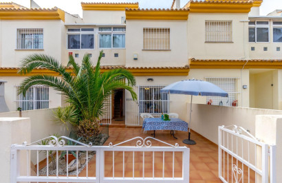 Appartement / Flat - Herverkoop - Orihuela Costa - Campoamor