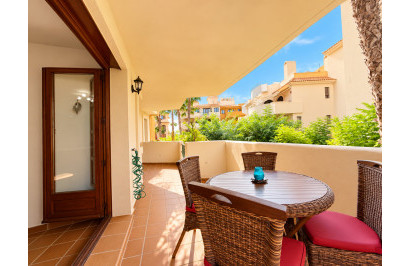 Appartement / Flat - Herverkoop - Punta Prima - Punta Prima
