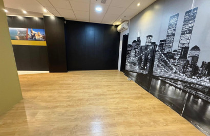 Commercial Unit - Resale - Guardamar del Segura - Guardamar del Segura