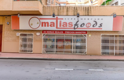Commercial Unit - Resale - Torrevieja - Torrevieja