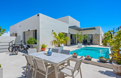 Detached Villa - Resale - Daya Nueva - Costa Blanca South
