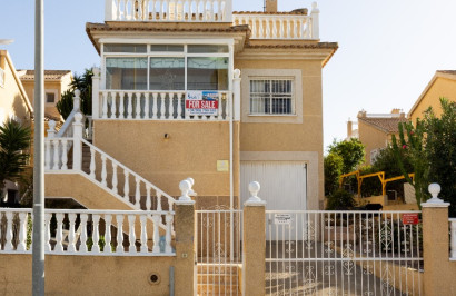 Detached Villa - Resale - Los Altos - Los Altos