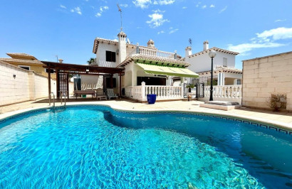 Detached Villa - Resale - Orihuela Costa - UJ-36683