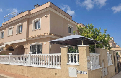 Detached Villa - Resale - Villamartín - Villamartin
