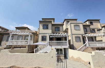 Detached Villa - Resale - Villamartín - Villamartín