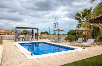 Finca / Country Property - Resale - Albatera - Albatera