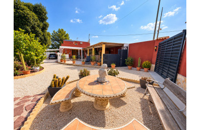 Finca / Country Property - Resale - Orihuela - Orihuela