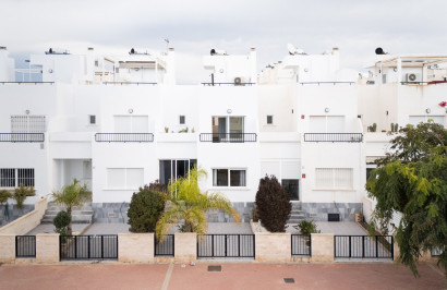 Halfvrijstaande villa - Herverkoop - Torrevieja - Aguas Nuevas