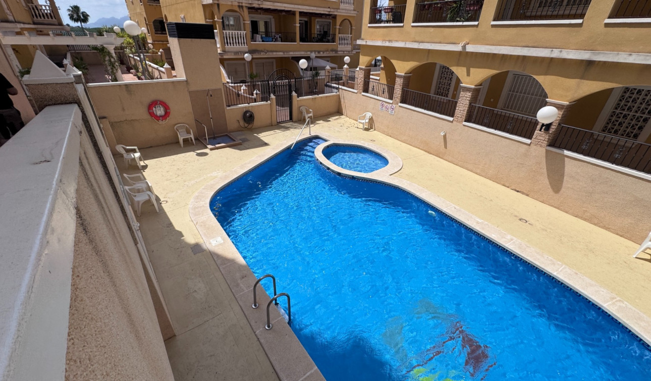 Herverkoop - Appartement / Flat - Algorfa