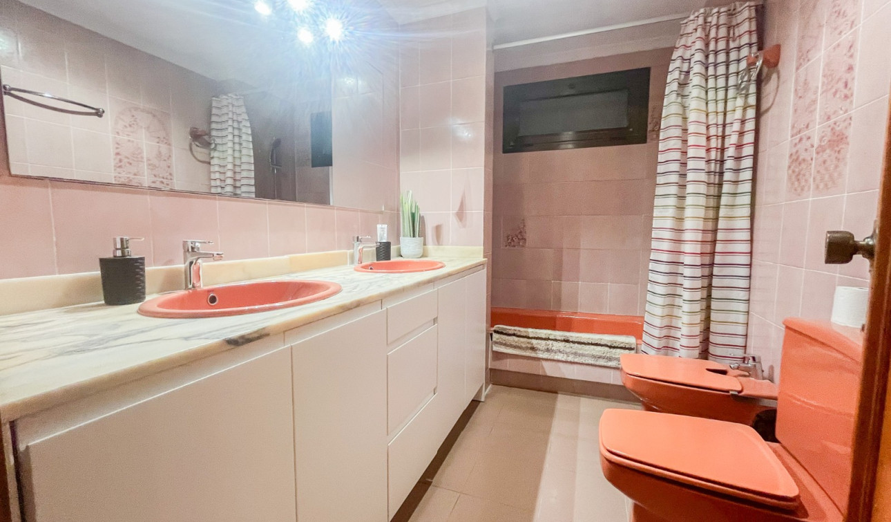 Herverkoop - Appartement / Flat - Alicante - Centro