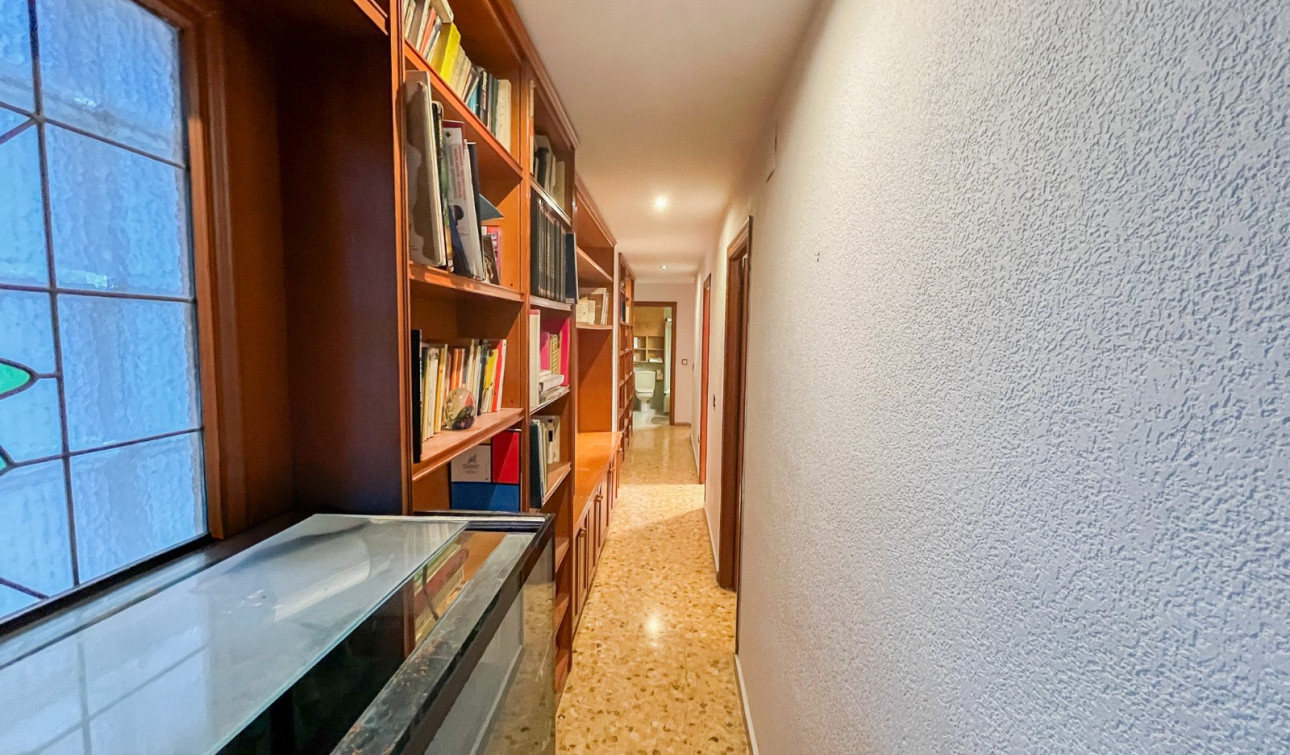 Herverkoop - Appartement / Flat - Alicante - Centro