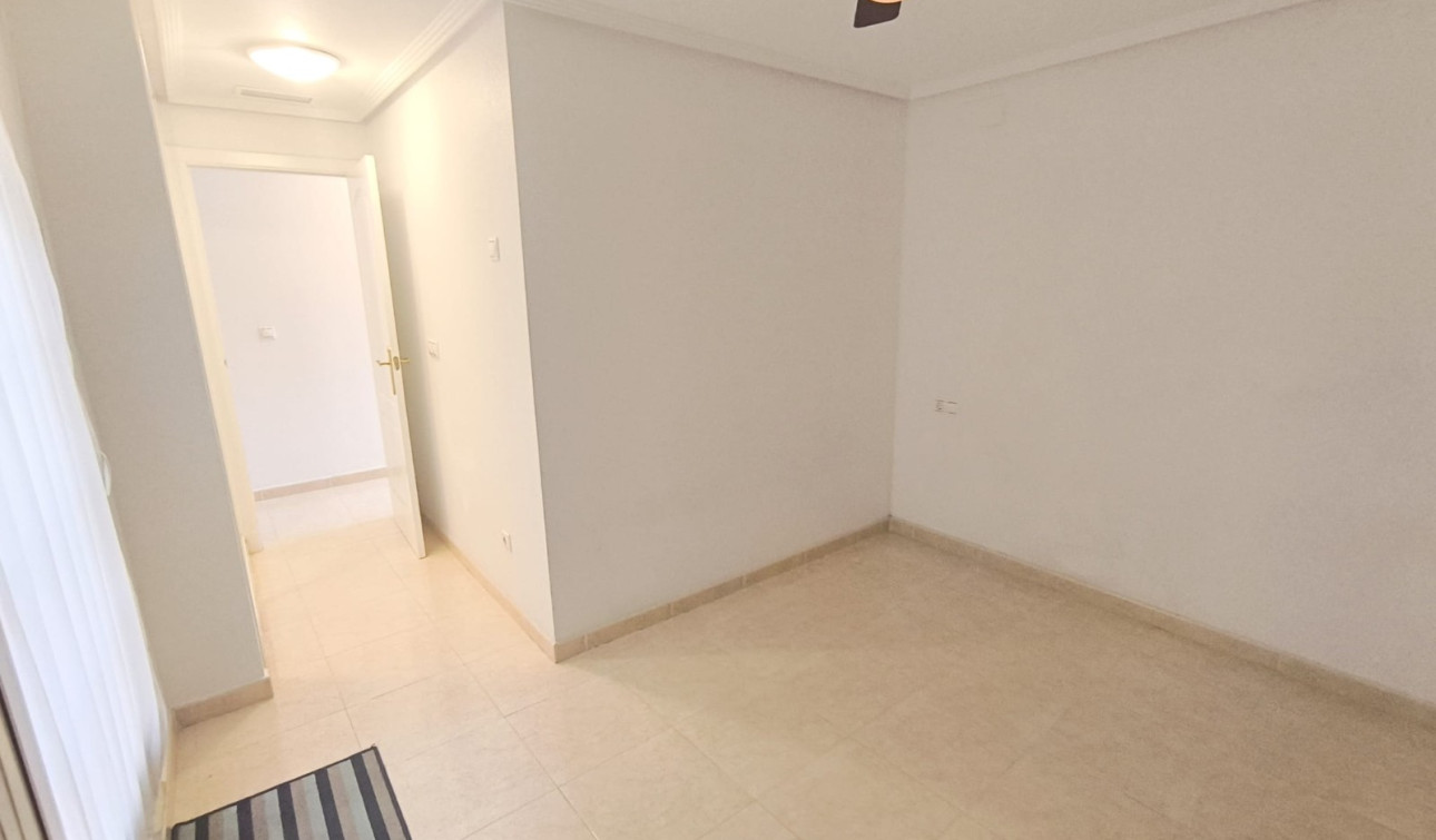 Herverkoop - Appartement / Flat - Almoradí - Las Heredades