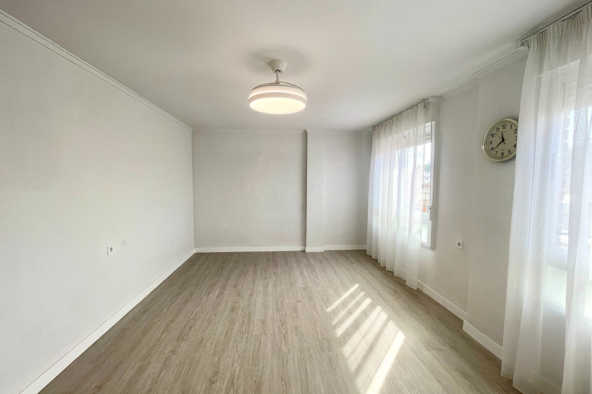 Herverkoop - Appartement / Flat - Bigastro