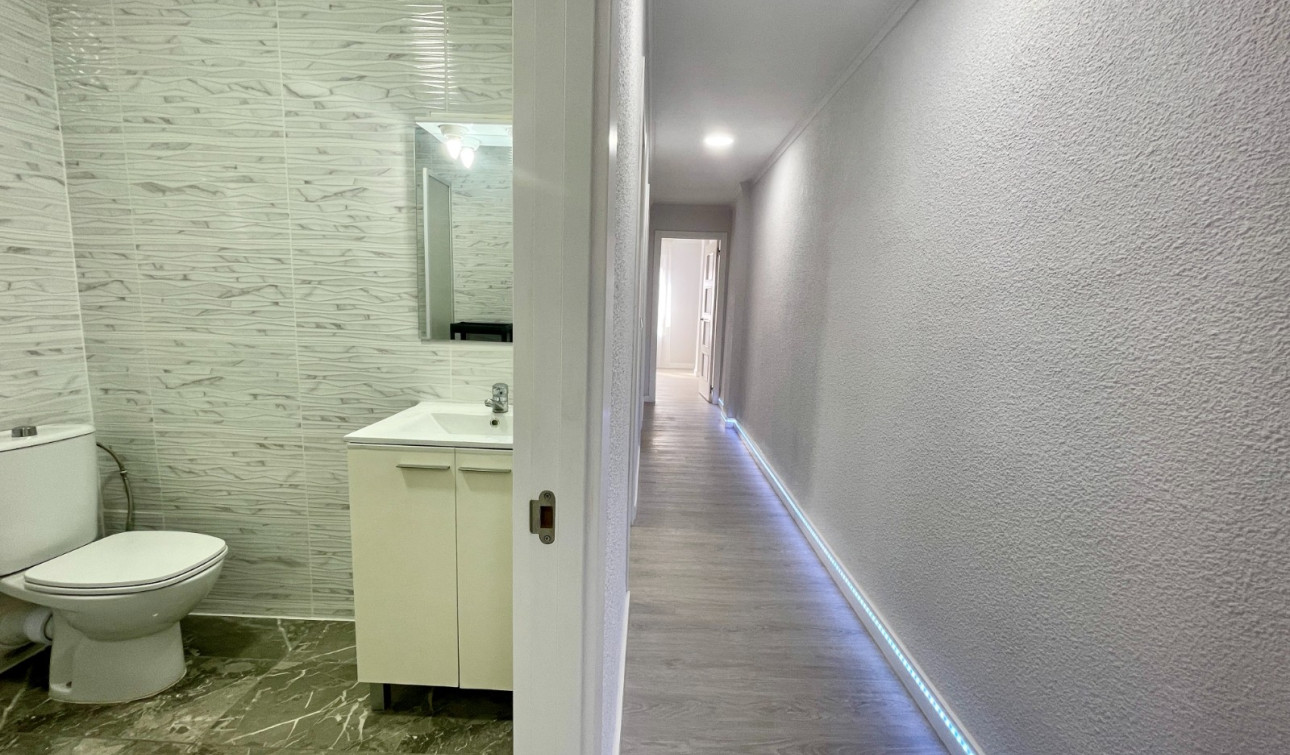 Herverkoop - Appartement / Flat - Bigastro