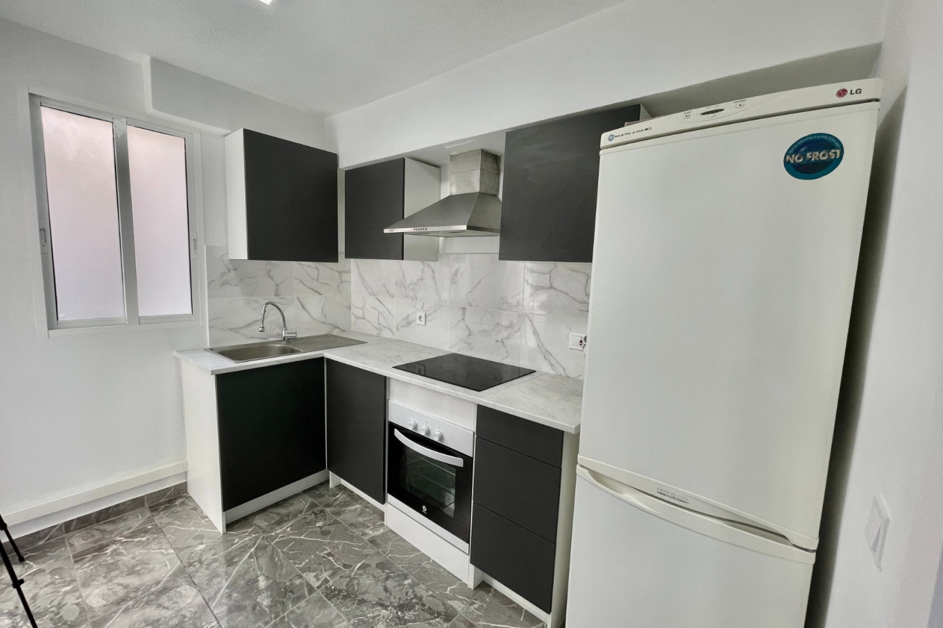Herverkoop - Appartement / Flat - Bigastro