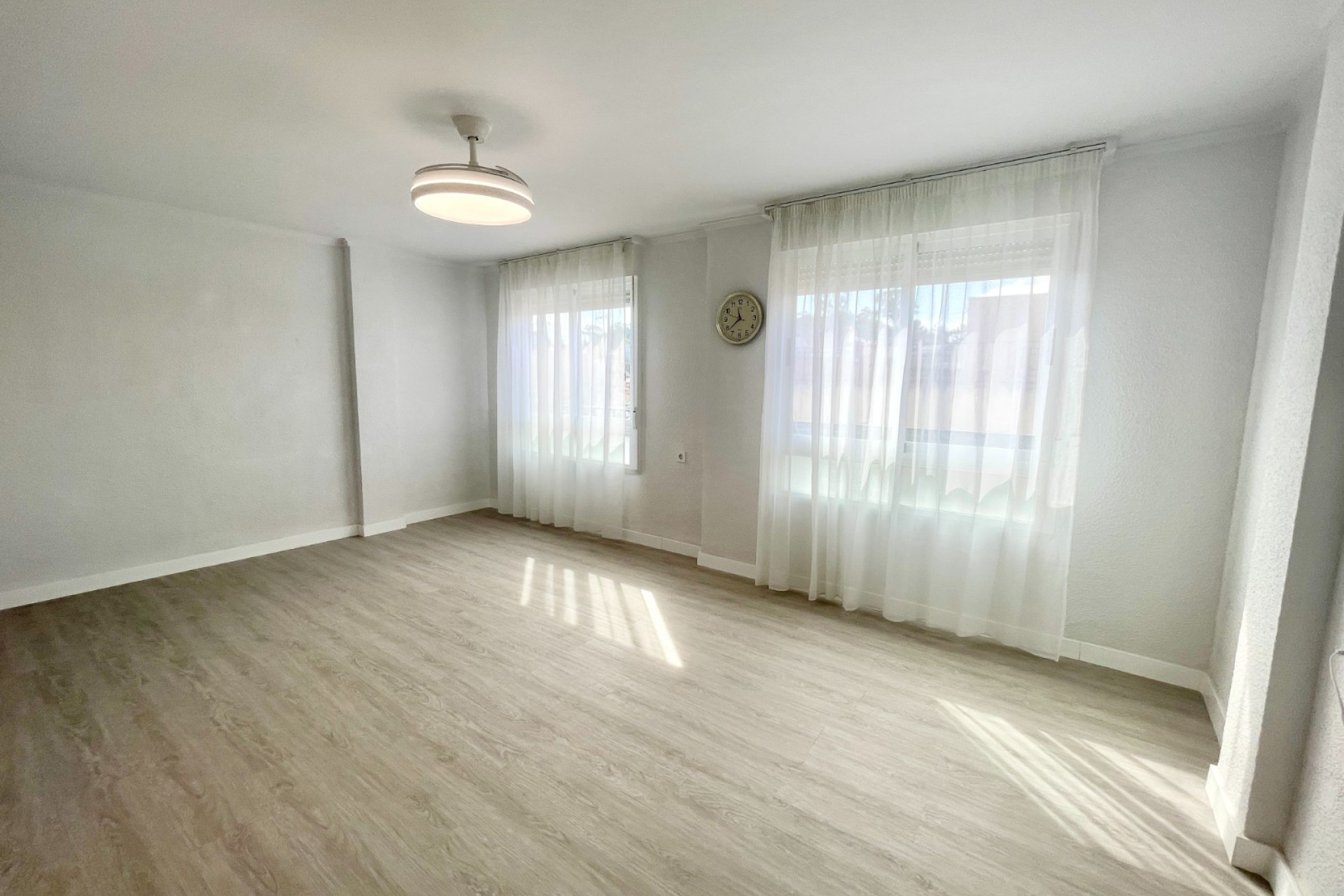 Herverkoop - Appartement / Flat - Bigastro