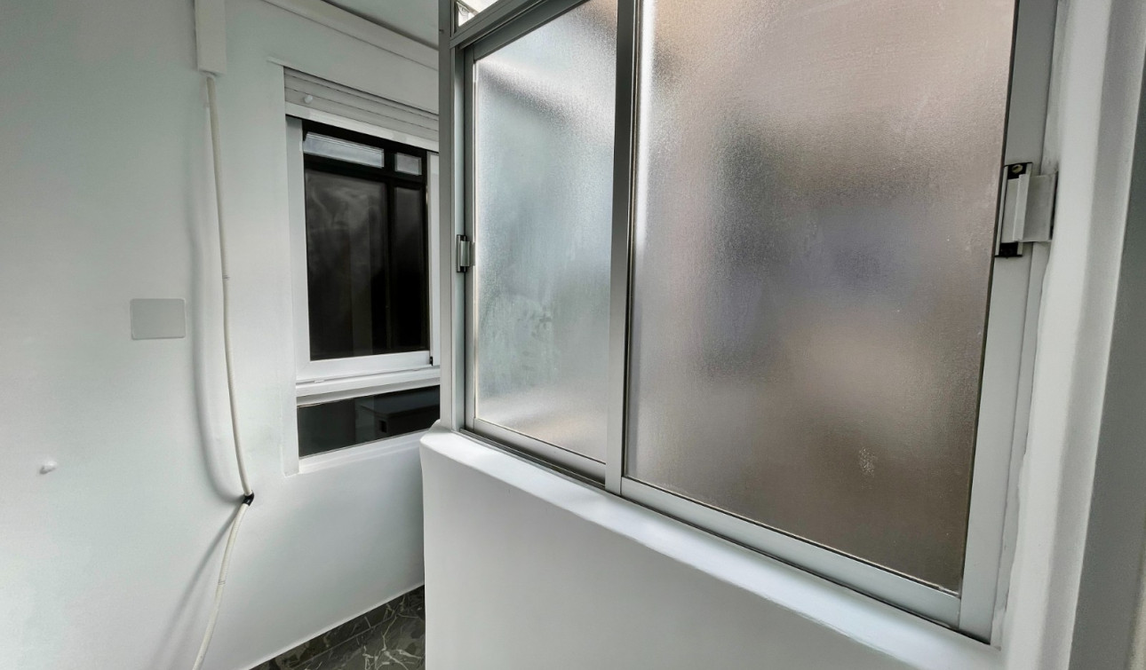 Herverkoop - Appartement / Flat - Bigastro