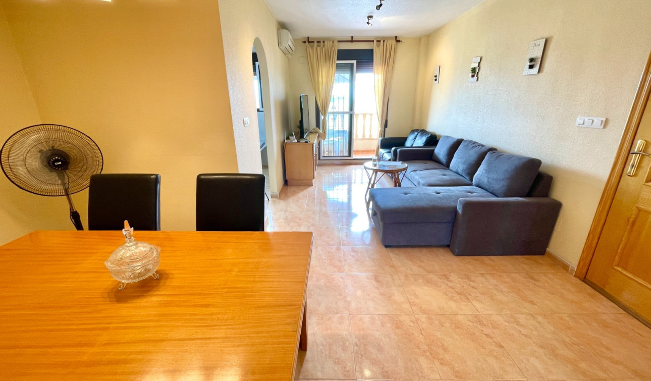 Herverkoop - Appartement / Flat - Daya Nueva
