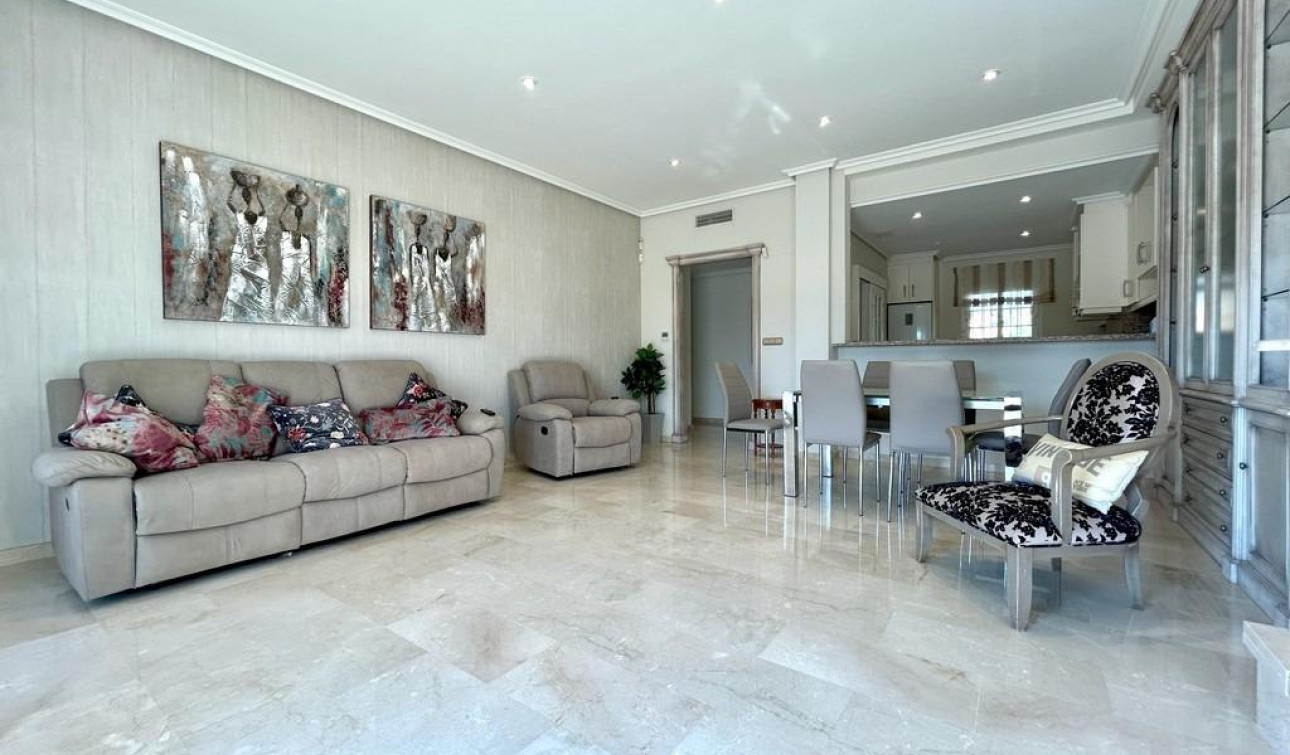 Herverkoop - Appartement / Flat - Dehesa de Campoamor - Campoamor