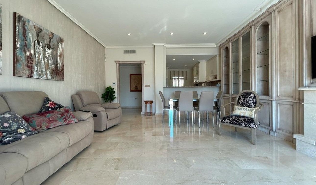 Herverkoop - Appartement / Flat - Dehesa de Campoamor - Campoamor