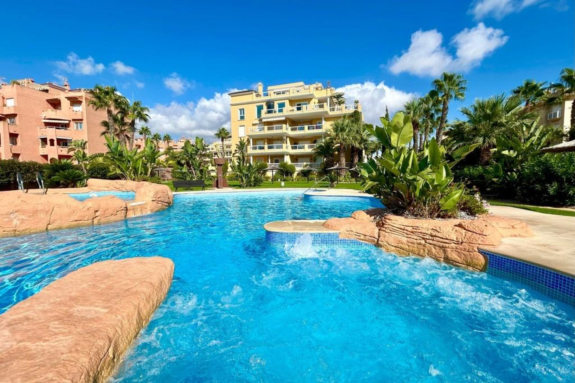 Herverkoop - Appartement / Flat - Dehesa de Campoamor - Campoamor