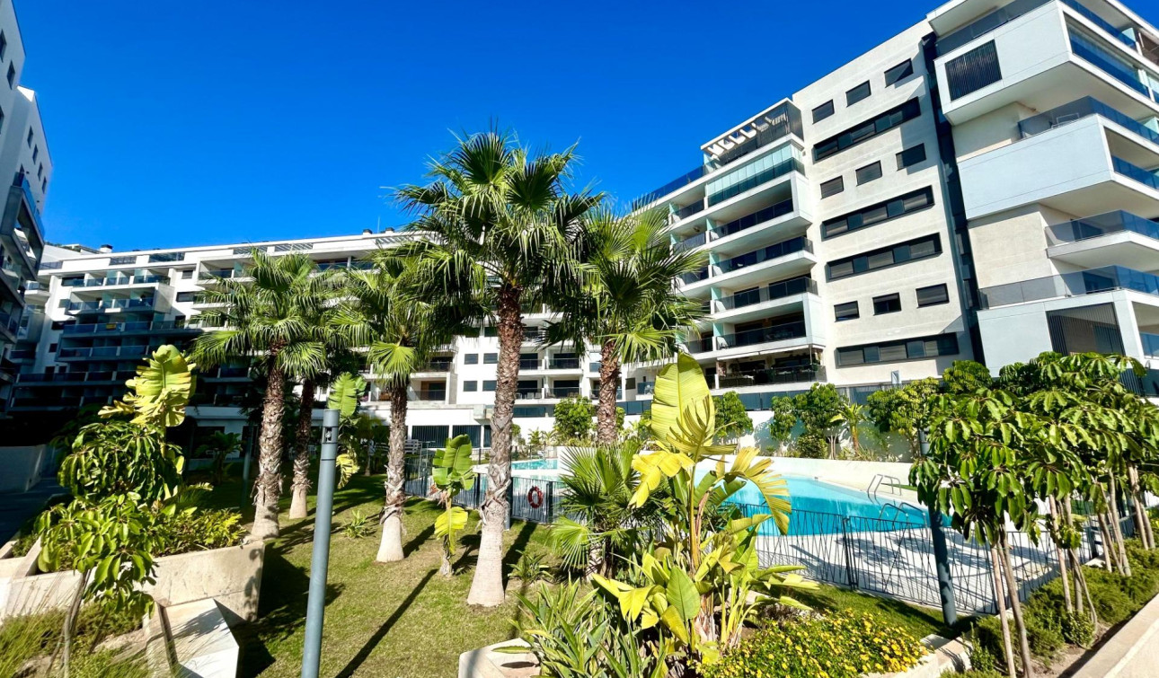Herverkoop - Appartement / Flat - Dehesa de Campoamor - Campoamor