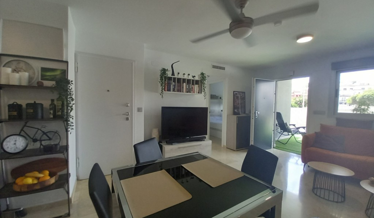 Herverkoop - Appartement / Flat - Dehesa de Campoamor - Campoamor