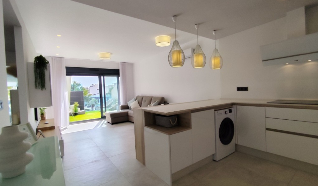 Herverkoop - Appartement / Flat - El Raso