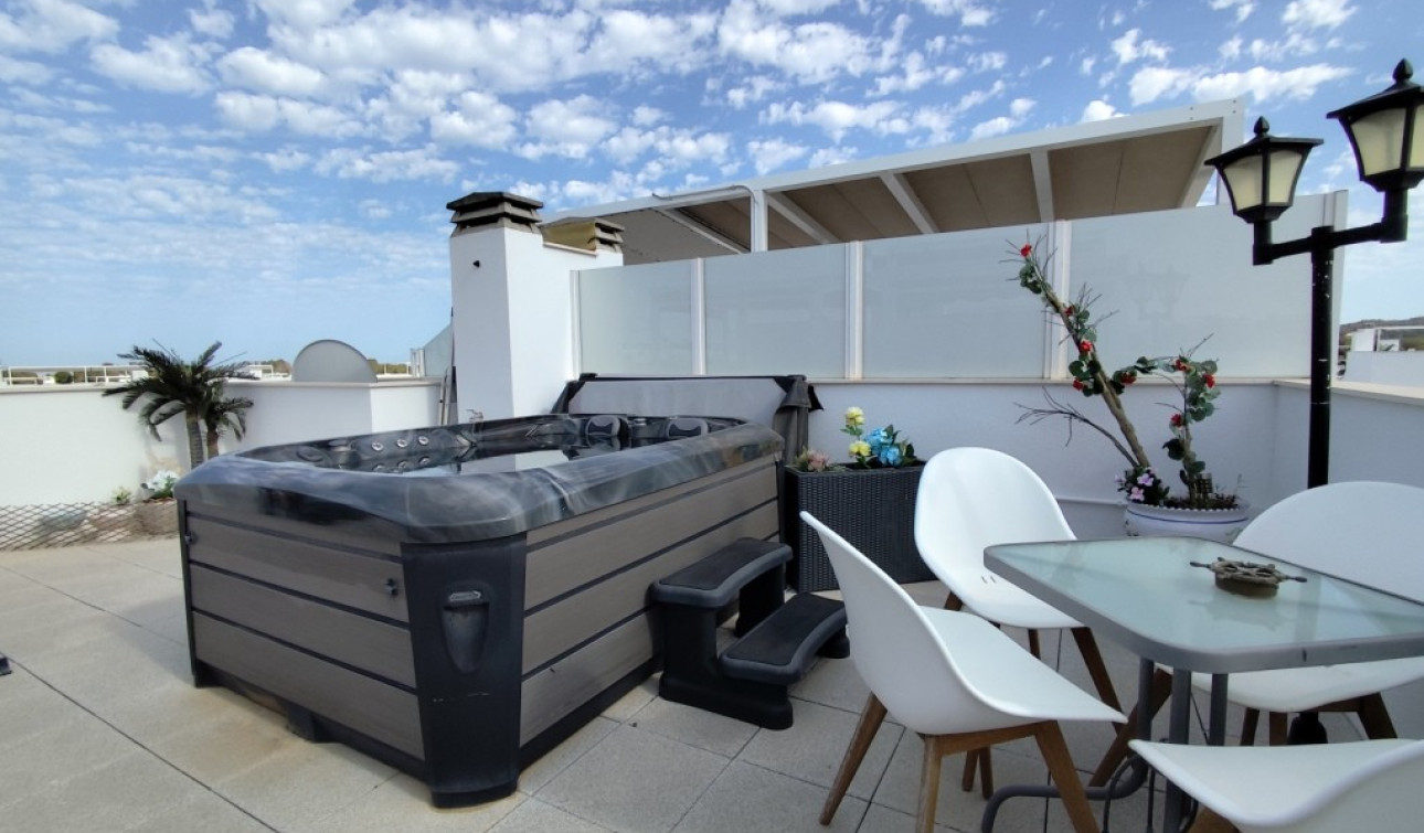 Herverkoop - Appartement / Flat - Entre Naranjos - Vistabella Golf