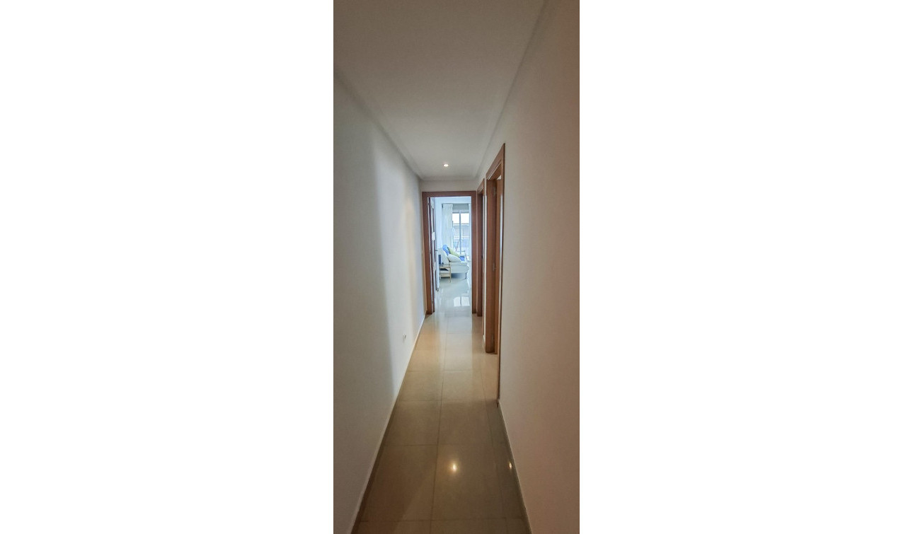 Herverkoop - Appartement / Flat - Guardamar del Segura - Pueblo