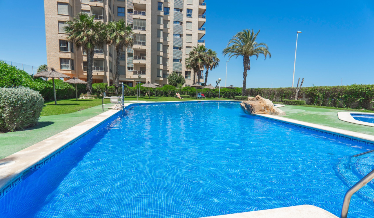 Herverkoop - Appartement / Flat - Guardamar del Segura - Puerto Deportivo
