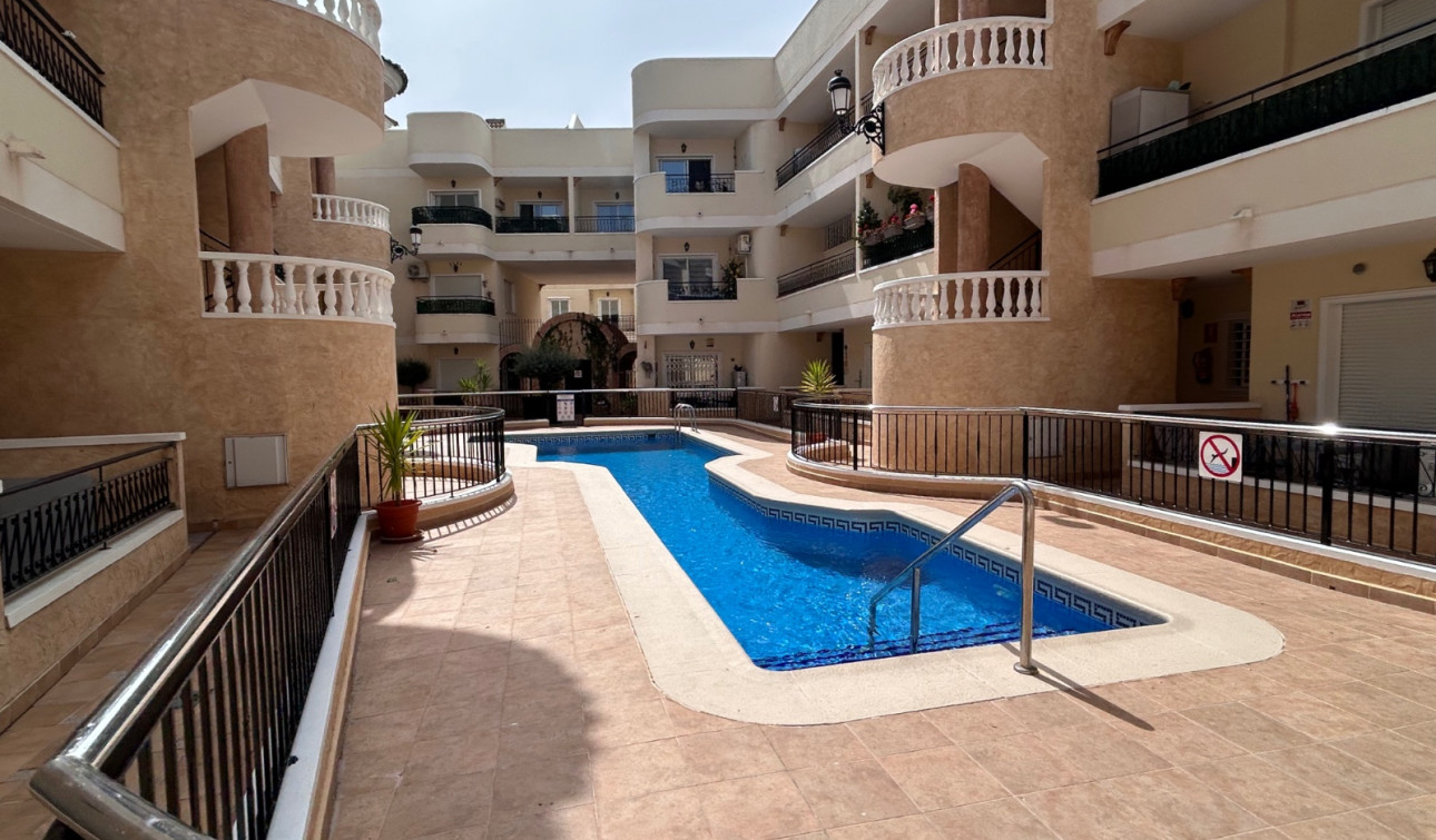 Herverkoop - Appartement / Flat - Jacarilla